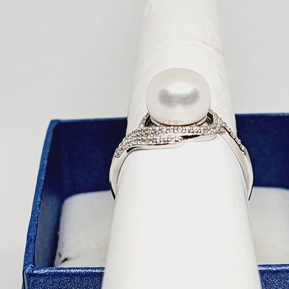 White Freshwater Pearl & Cubic Zirconia ring inn Rhodium over 925SS sz 9 .35 cts - Picture 7 of 7